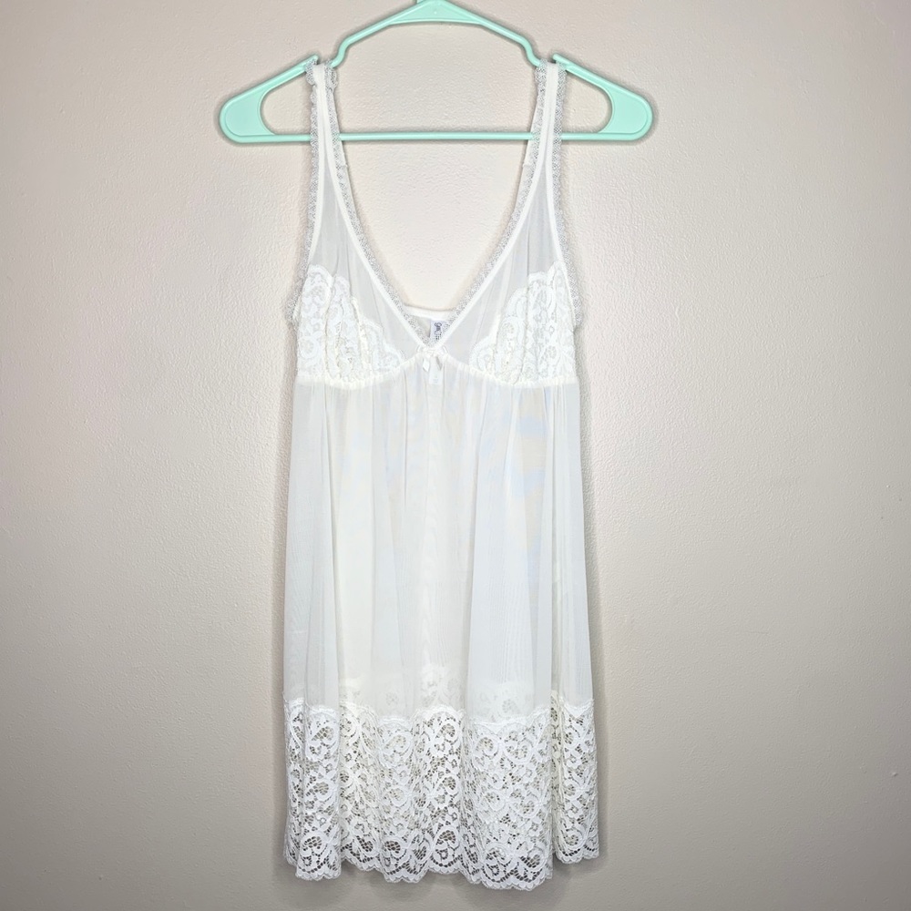 Lace white Nightgown